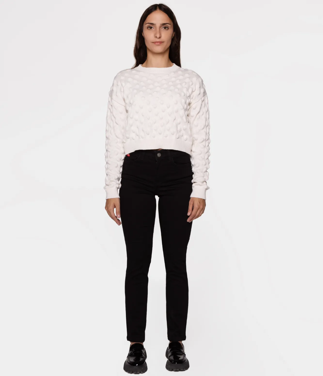 Jeansy damskie slim LC135 8151 BLACK