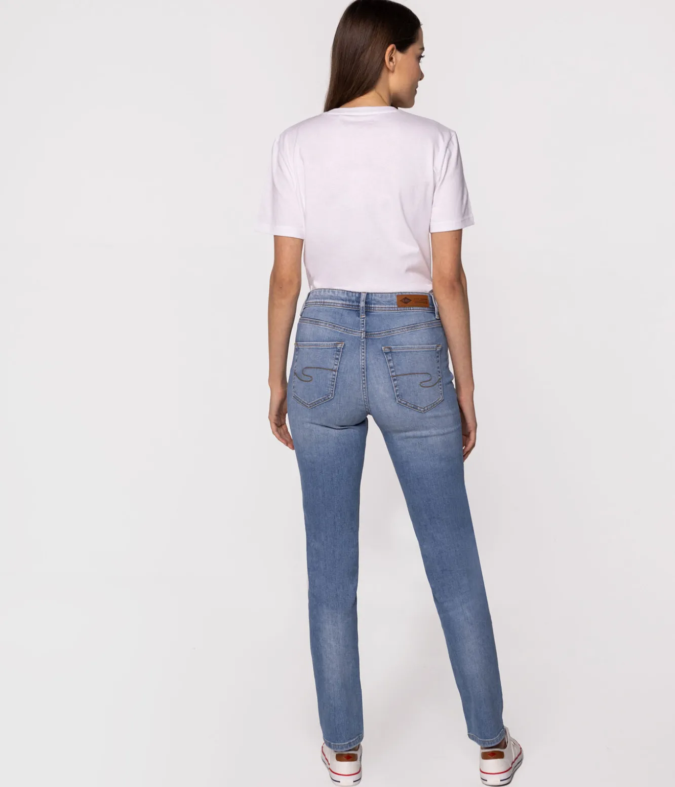 Jeansy damskie slim LC135 3006 LIGHT USED