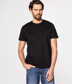 T-shirt z małym haftowanym logo OBUTCH 0875 BLACK