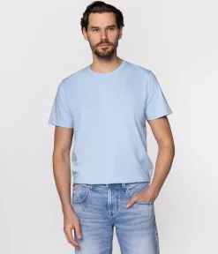 T-shirt z małym haftowanym logo OBUTCH 0875 CLEAR SKY