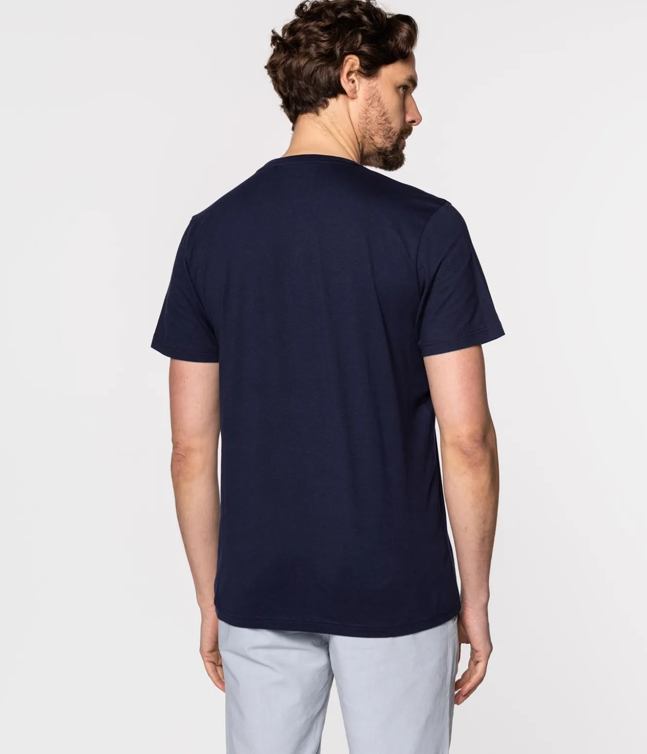 T-shirt z małym haftowanym logo OBUTCH 0875 NAVY BLAZER